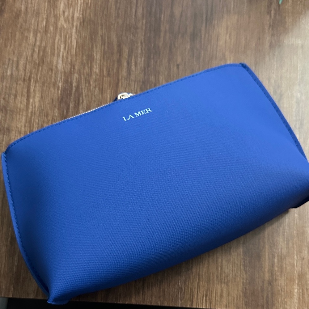 NEW La Mer Blue Make Up Bag